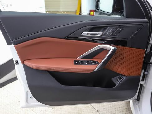 New 2026 BMW X1 xDrive28i w/ Technology Package image 9