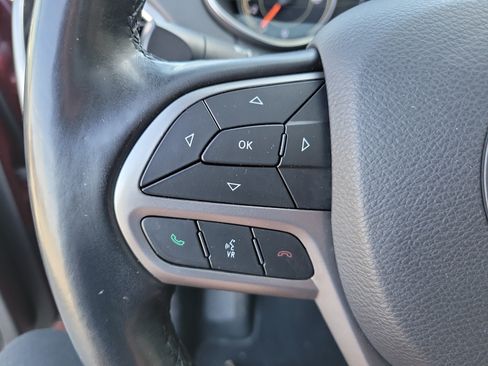 Used 2020 Jeep Cherokee Limited AWD/4WD image 21