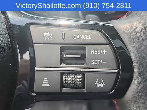 Used 2025 Honda Pilot Black Edition image 15