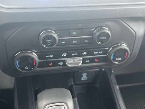 New 2025 Ford Bronco Big Bend image 21