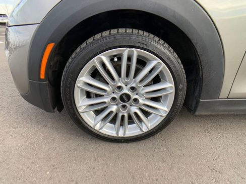 Used 2019 MINI Cooper S image 28