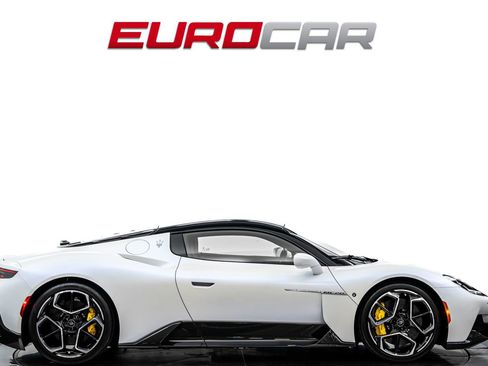 Used 2022 Maserati MC20 Coupe RWD image 6