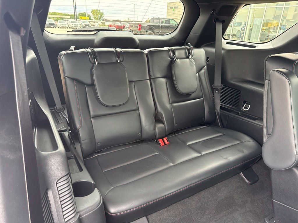 Used 2025 Ford Explorer ST AWD/4WD image 32