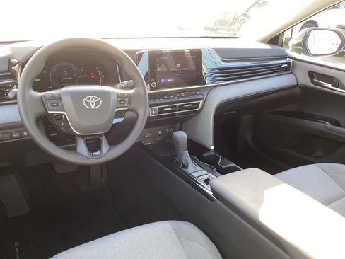 Used 2026 Toyota Camry LE FWD image 13