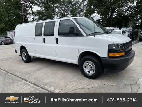 Certified 2024 Chevrolet Express 2500 Extended image 4