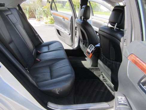 Used 2008 Mercedes-Benz S 550 image 18