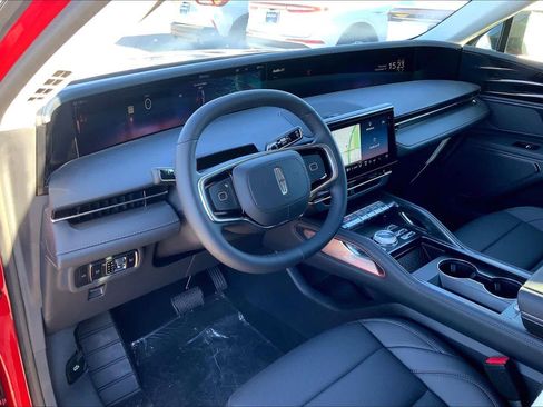 New 2026 Lincoln Nautilus Premier w/ Jet Appearance Package AWD/4WD image 8