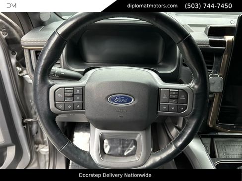 Used 2022 Ford F150 Lightning Lariat w/ Tow Technology Package image 30