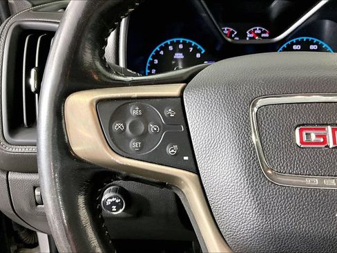 Used 2017 GMC Canyon Denali AWD/4WD image 9