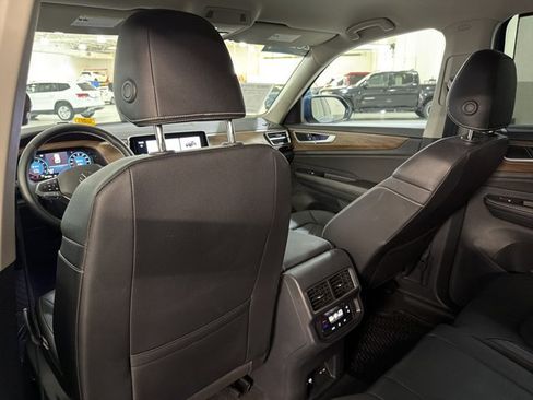 Certified 2026 Volkswagen Atlas SE AWD/4WD image 20
