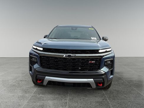 New 2026 Chevrolet Traverse Z71 w/ Enhanced Driving Package AWD/4WD image 8