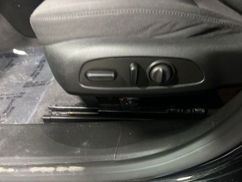 Used 2023 Chevrolet Malibu LT image 26