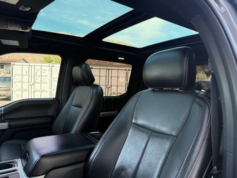Used 2018 Ford F150 Lariat w/ Equipment Group 502A Luxury AWD/4WD image 24