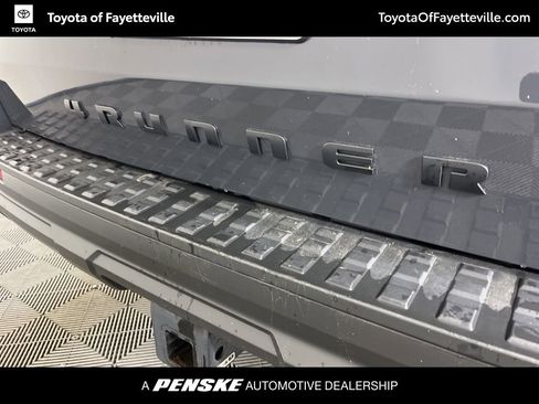 Used 2025 Toyota 4Runner SR5 AWD/4WD image 18