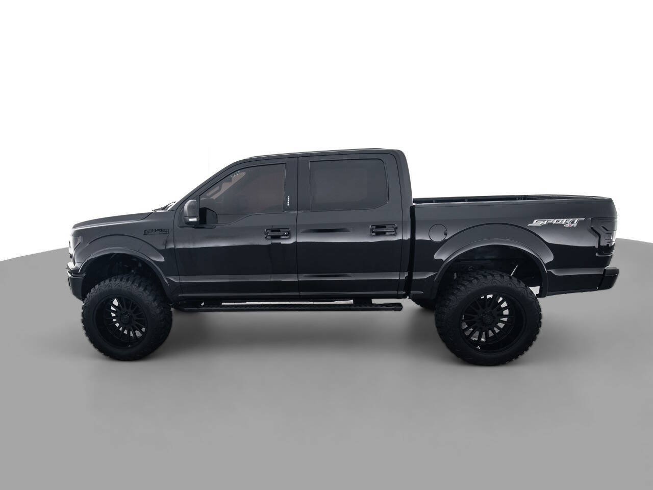 Used 2019 Ford F150 XLT w/ Equipment Group 302A Luxury AWD/4WD image 8
