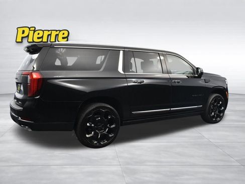 Used 2025 GMC Yukon XL Denali Ultimate AWD/4WD image 4