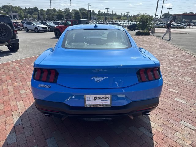 Used 2026 Ford Mustang Premium RWD image 35
