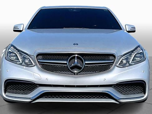 Used 2014 Mercedes-Benz E 63 AMG 4MATIC Sedan image 4
