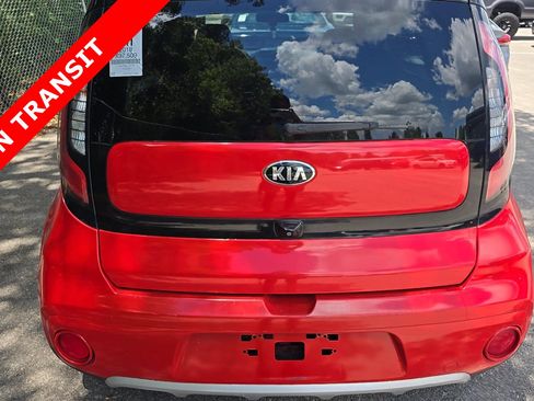 Used 2018 Kia Soul + FWD image 5