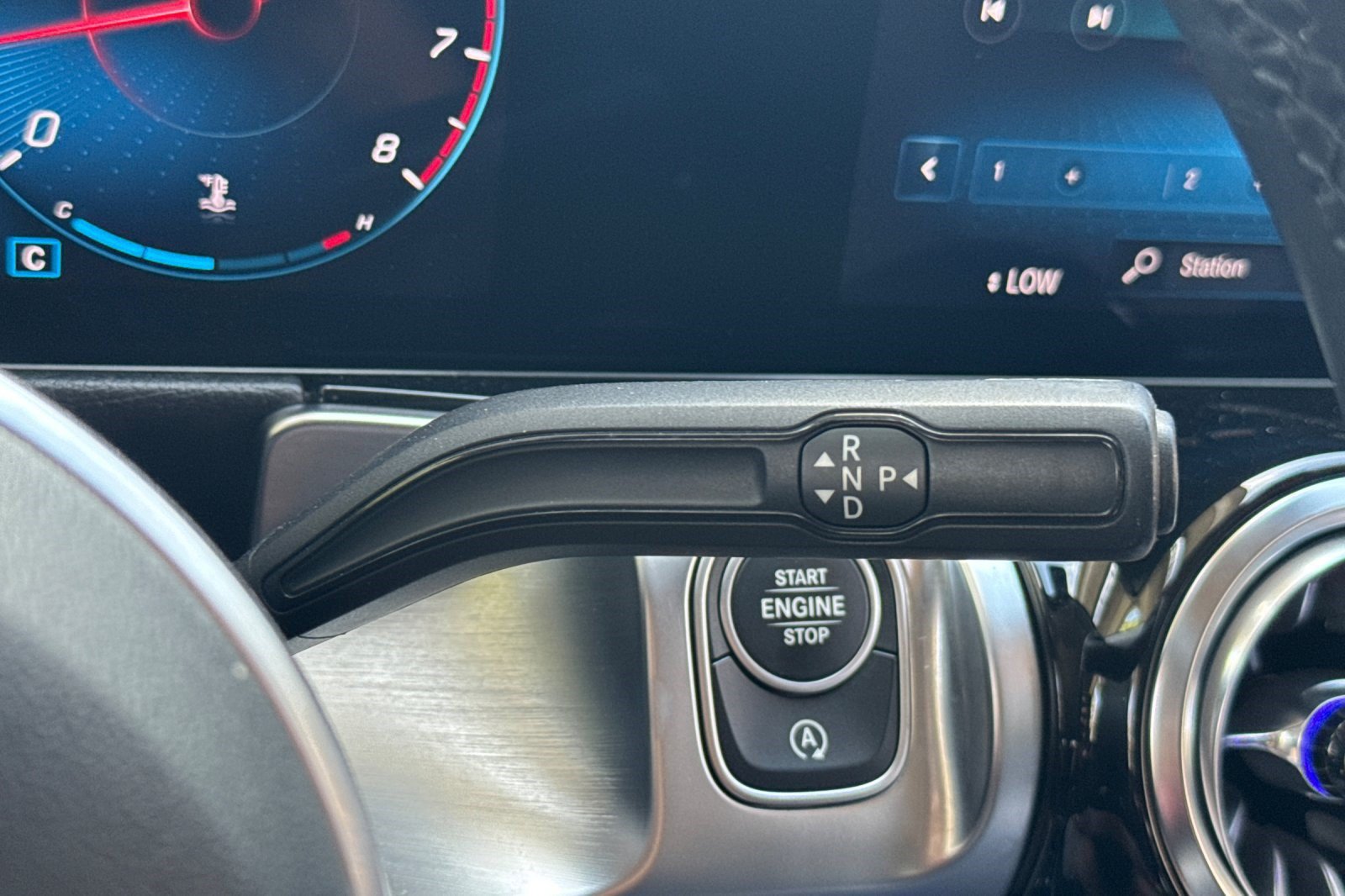 Used 2023 Mercedes-Benz GLB 250 image 19