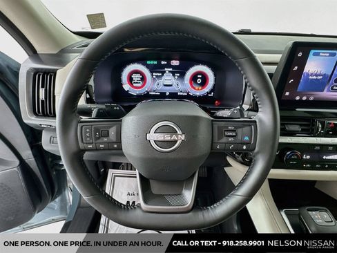 Certified 2026 Nissan Pathfinder SL FWD image 11