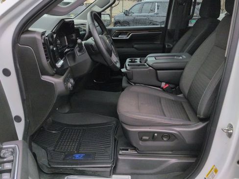 Certified 2025 Chevrolet Silverado 1500 LT w/ Safety Package image 16