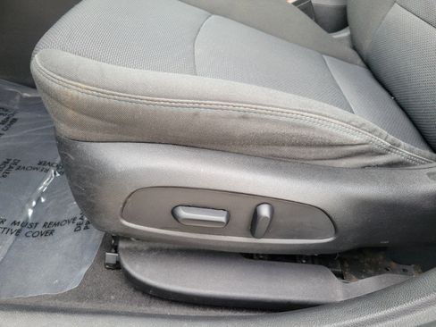 Used 2018 Chevrolet Cruze LT w/ Convenience Package image 19