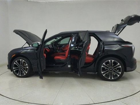 Used 2025 Chevrolet Blazer EV SS image 76