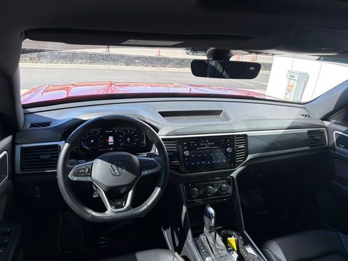 Certified 2023 Volkswagen Atlas Cross Sport SEL Premium R-Line image 15