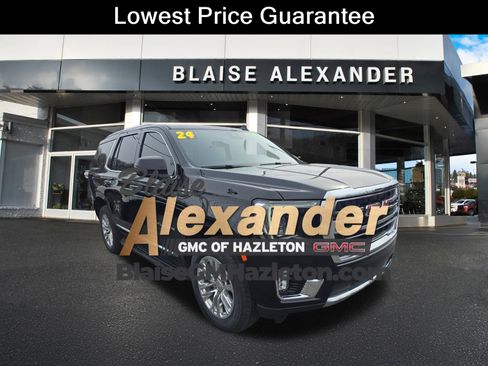 Used 2024 GMC Yukon SLT w/ SLT Luxury Package image 1