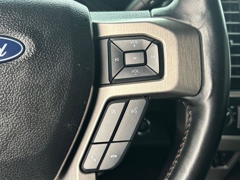 Used 2019 Ford F250 Platinum w/ Platinum Ultimate Package image 18