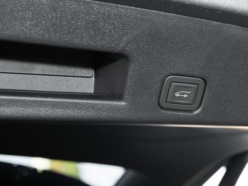 New 2026 Chevrolet Traverse High Country image 40