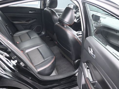 Used 2023 Nissan Altima 2.5 SR image 15