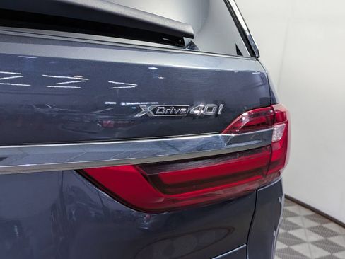 Used 2020 BMW X7 xDrive40i w/ Executive Package AWD/4WD image 12