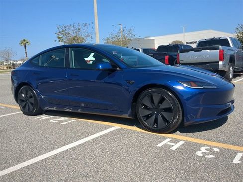 Used 2025 Tesla Model 3 Long Range image 2
