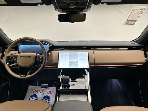 Certified 2025 Land Rover Range Rover Sport Dynamic SE AWD/4WD image 13