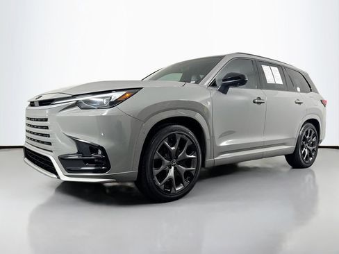 Used 2025 Lexus TX 500h AWD w/ Technology Package image 45