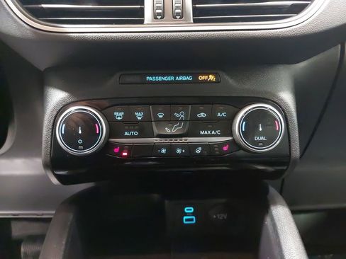 Used 2022 Ford Escape SEL image 21