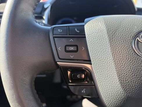 Used 2025 Toyota Camry XSE FWD image 28
