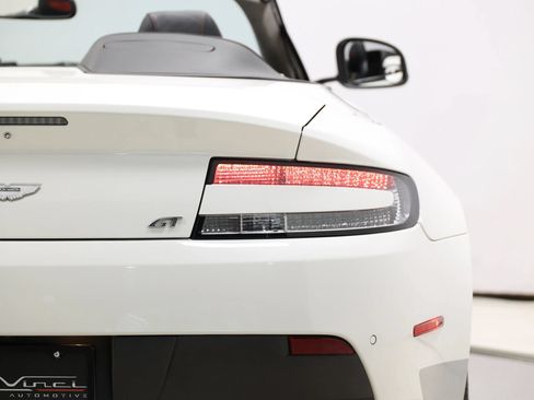 Used 2016 Aston Martin V8 Vantage GT RWD image 48