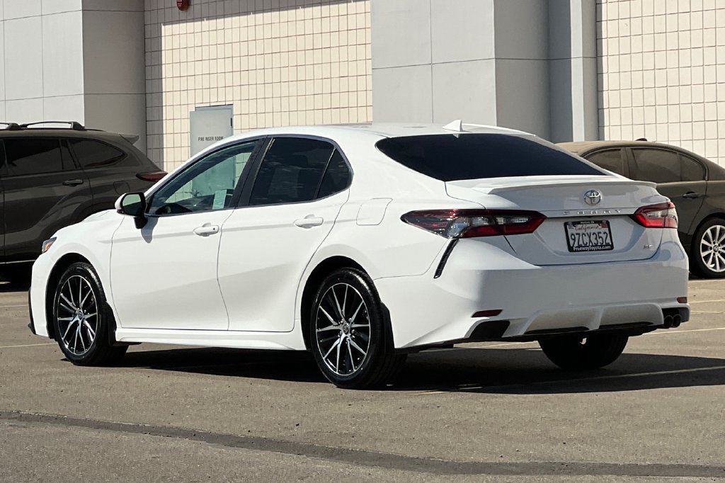 Certified 2024 Toyota Camry SE w/ Convenience Package FWD image 7