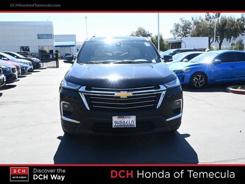 Used 2023 Chevrolet Traverse LT w/ LPO, Cargo Package image 2