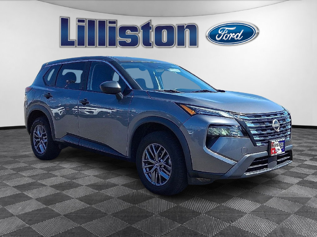 Used 2024 Nissan Rogue S AWD/4WD image 3