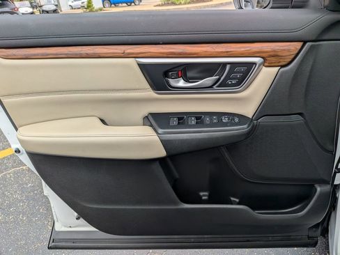 Used 2022 Honda CR-V Touring image 32