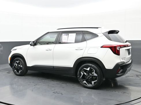 Used 2024 Kia Seltos EX image 5