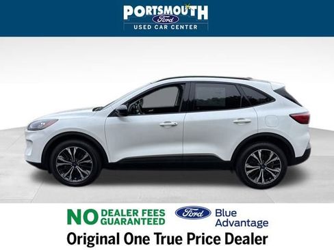 Certified 2022 Ford Escape SEL w/ SEL Stealth AWD Package image 2