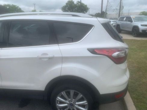 Used 2017 Ford Escape Titanium FWD image 7