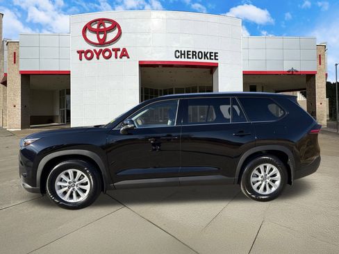 Used 2026 Toyota Grand Highlander XLE image 8