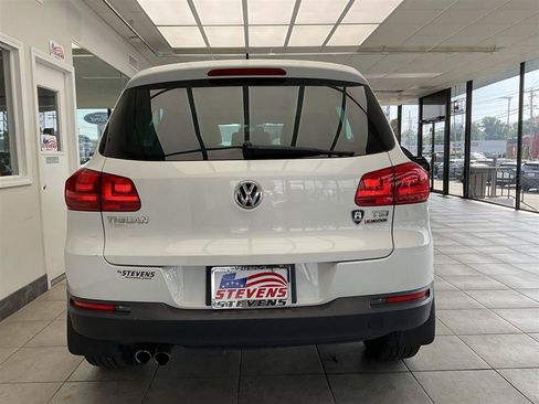 Used 2017 Volkswagen Tiguan Wolfsburg Edition AWD/4WD image 6