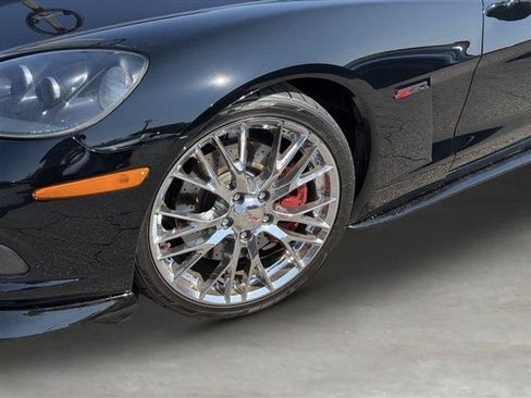 Used 2007 Chevrolet Corvette Convertible w/ Preferred Equipment Group RWD image 5